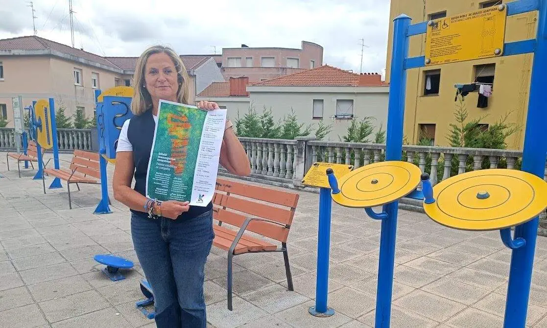 Amaia del Campo en uno de los parques de mayores de la ciudad