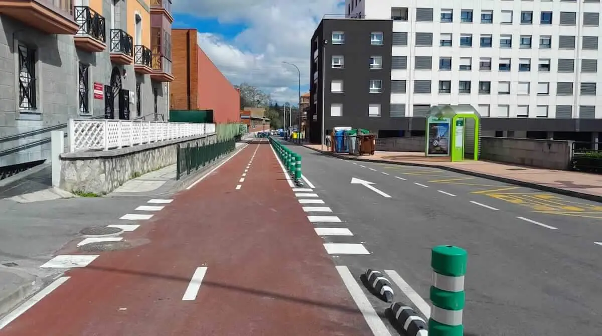 El nuevo carril bici a su paso por Burtzeña