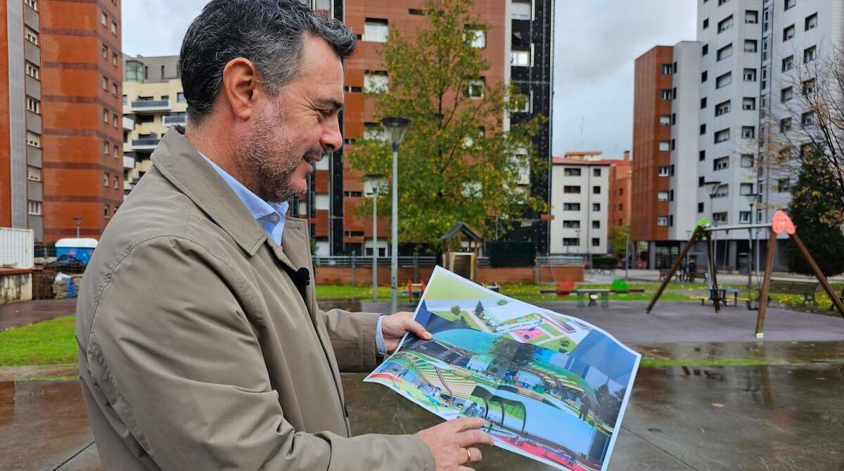 Jon Andoni Uria presenta el nuevo parque en Retuerto