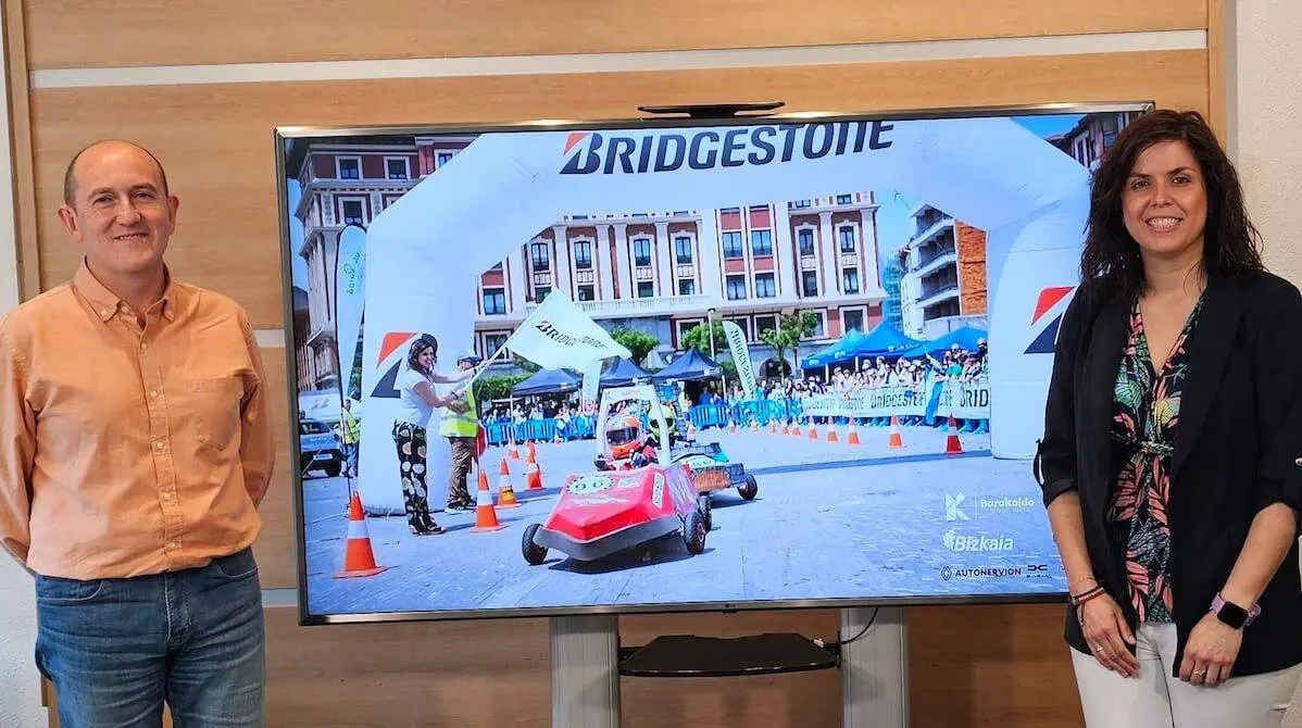 circuito-coches-greenpower-bridgestone