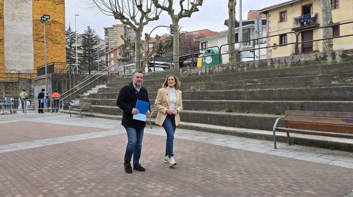 graderio-plaza-burtzeña