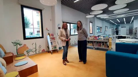Amaia del Campo y Nerea Canrtero en la presentación del Kulturgune