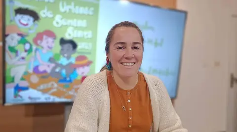 Nerea Cantero en la presentaci&oacute;n de las colonias urbanas de Semana Santa