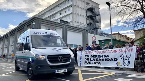 Elkarrekin Podemos-IU-Alianza Verde se re&uacute;ne con BOPA para abordar los problemas de la sanidad p&uacute;blica