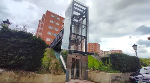 Ya est&aacute;n en marcha los nuevos ascensores de La Siebe y La Paz