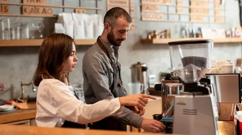 se han destinado 142.000 euros a subvenciones nominativas del sector comercial y hostelero