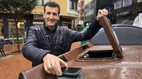 apertura-contenedor-marron-movil-barakaldo