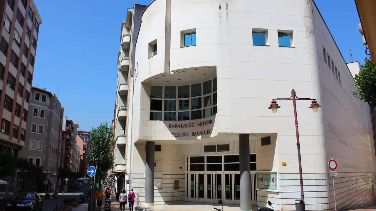 Fachada del Teatro Barakaldo