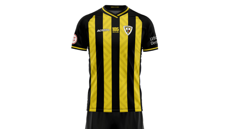 La camiseta gualdinegra del Barakaldo CF