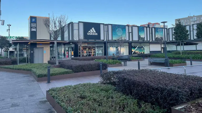 Fashion Outlet Barakaldo0142
