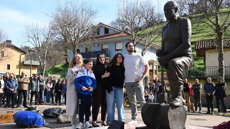 escultura-julian-larrea-gorostiza
