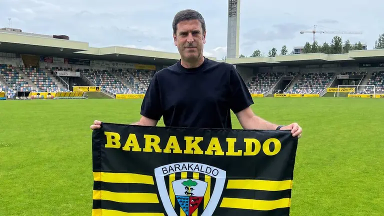 imanol-sota-barakaldo-renovacion-2026-2027